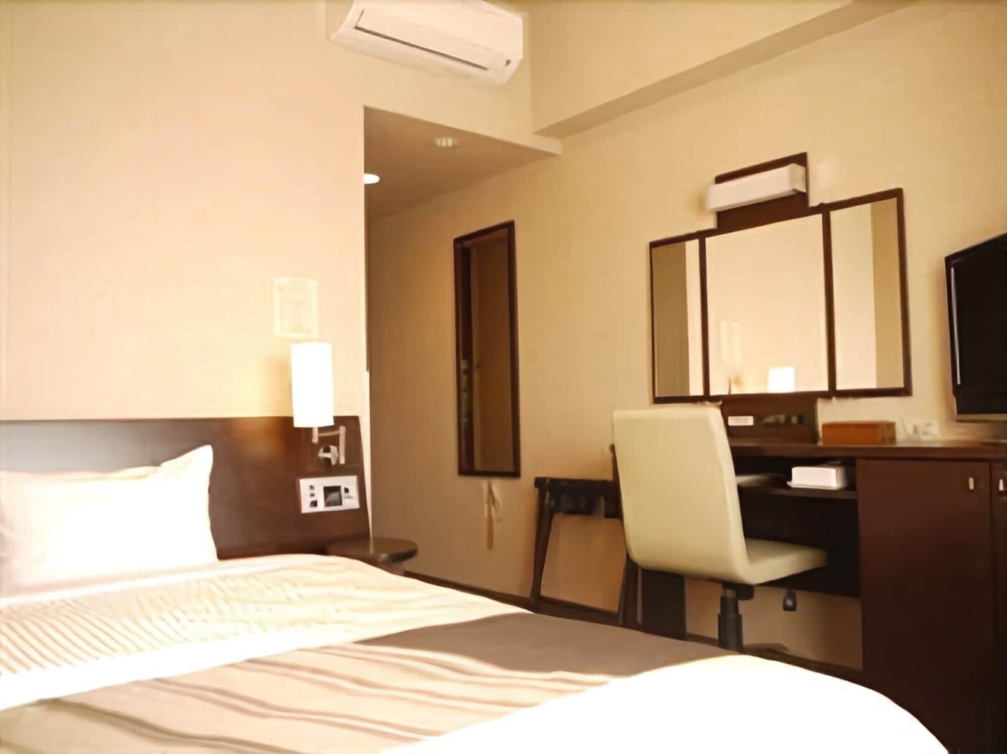 Hotel Route-Inn Shin Gotemba Inter -Kokudo 246 Gou- Esterno foto