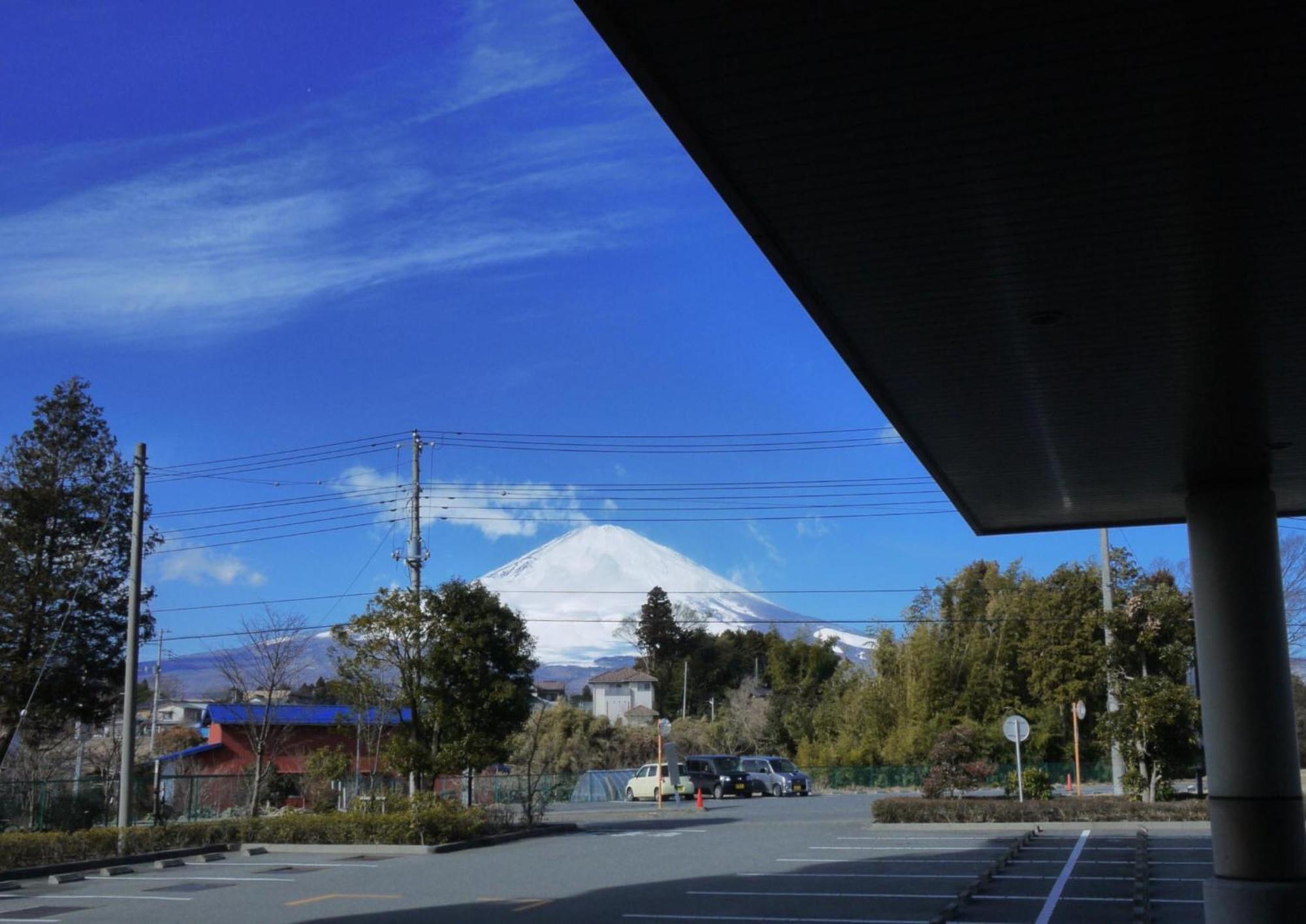Hotel Route-Inn Shin Gotemba Inter -Kokudo 246 Gou- Esterno foto